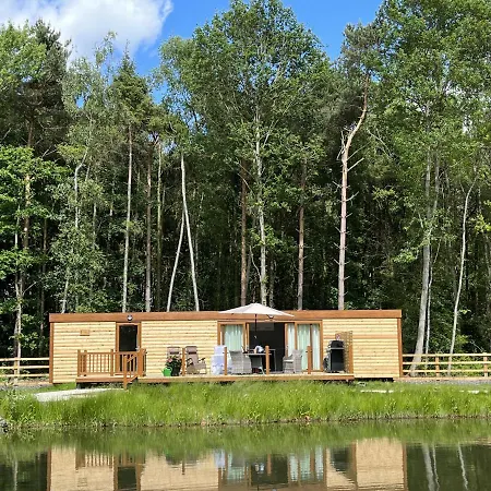 Cedar Boutique Lodge-dog Fishing And Access