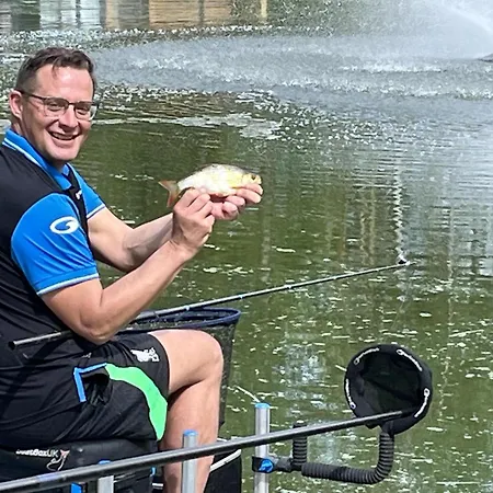 Cedar Boutique Lodge-dog Fishing And Access Holiday home York