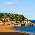 Cedar Boutique Lodge-dog Fishing And Access Holiday home York