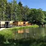 Nyaraló Cedar Boutique Lodge-dog Fishing And Access *