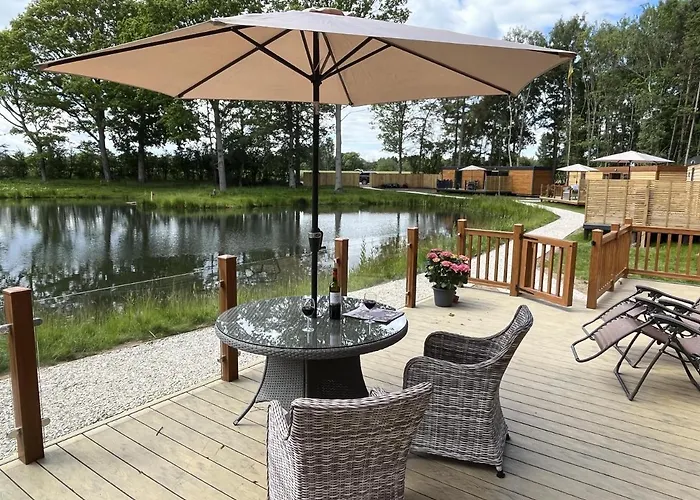 Cedar Boutique Lodge-dog Fishing And Access Сasa de vacaciones *